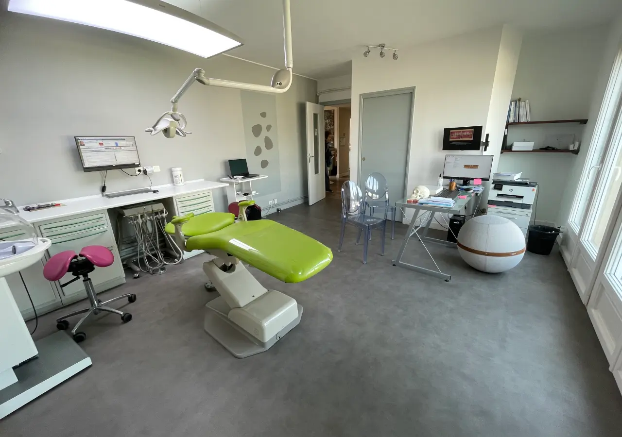 dentist-office-7